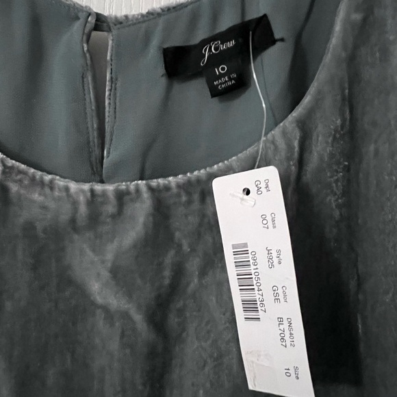 NWT JCrew velvet tank top in size 10. Perfect for layering, - Picture 2 of 8